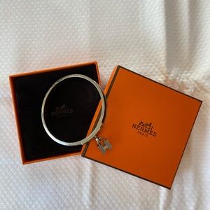 Hermes Kelly H Lock Cadena Charm Bracelet